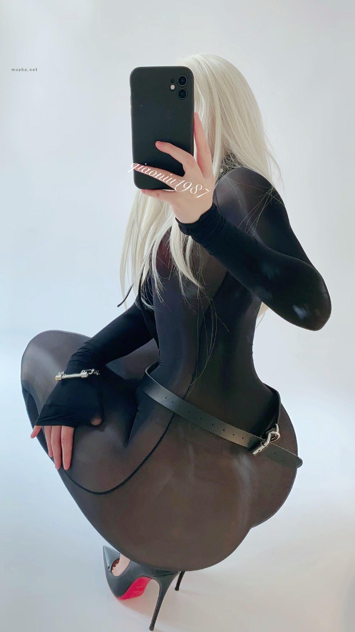 俏妞qiaoniuTT – 黑丝透视裙【12P】